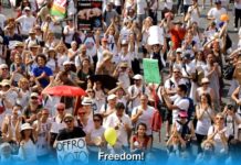 Vaccini: la grande protesta civile del popolo italiano