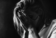 Autismo, facebook: genitori in cerca di rimedi, segnalati ai servizi sociali